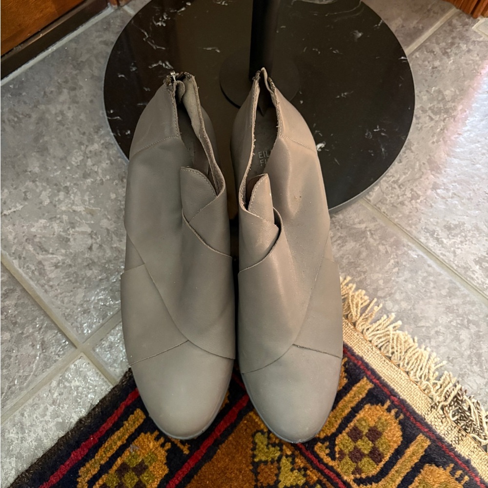 Gray leather Ankle Boots